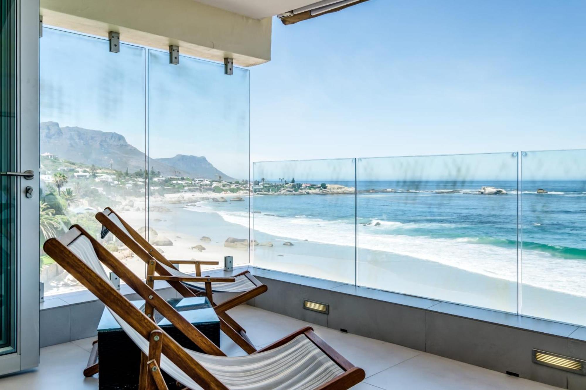 Ocean Breeze Apartment
